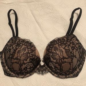 Victoria’s Secret very sexy push up 32d